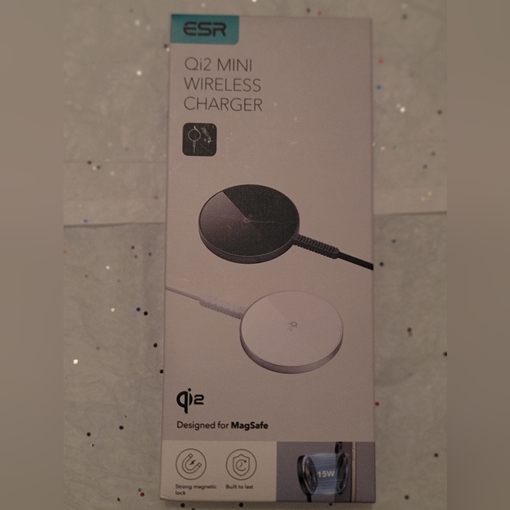 Qi2 Mini Wireless Charger Black